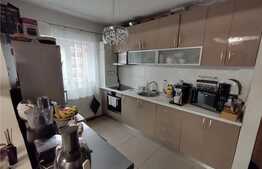 Oportunitate! Apartament de lux, 3 camere, 2 băi, modern, 76mp, parcare cu CF, zona Stejarului