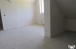 Apartament la mansarda cu 4 camere, 118 mp, semifinisat! Loc parcare