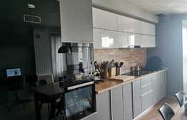 De vanzare, apartament 2 camere, 72 mp, terasa, zona Iullius Mall