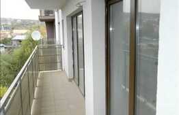 De vanzare apartament cu 3 camere, 96 mp utili + balcon, semifinisat