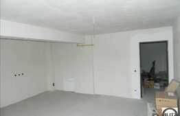 De vanzare apartament cu 3 camere, 96 mp utili + balcon, semifinisat