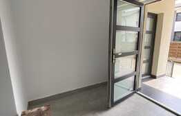 Spatiu comercial cu potential, 71mp, zona cu vad bun , 2 parcari, zona Terra! 