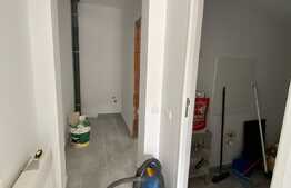 Spatiu comercial cu potential, 71mp, zona cu vad bun , 2 parcari, zona Terra! 