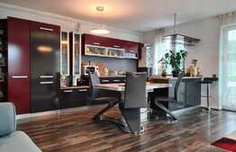 Apartament modern, 2 camere, 2 balcoane, etaj intermediar, posibilitate 3 camere, priveliste! 