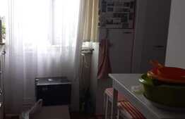 Apartament 3 camere, 80 mp, decomandat, mobilat si utilat, Piata Cipariu