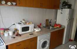 Vanzare apartament cu 2 camere, decomandat in cartierul Zorilor!