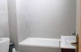 Apartament de lux semidecomandat cu 2 camere, loc de parcare, balcon, in bloc nou