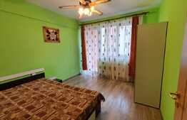 Apartament 3 camere, 65mp, zona Teilor