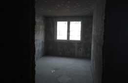  2 camere, semifinisat, etaj intermediar, zona IRA!