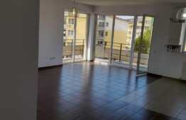 Apartament luminos, zona verde, etaj intermediar,2 balcoane, parcare, Florilor!