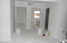 Vanzare apartament cu 3 camere plus doua parcari, semifinisat, imobil nou