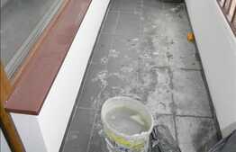 Vanzare apartament cu 3 camere plus doua parcari, semifinisat, imobil nou