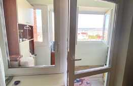 Apartament spatios cu 3 camere, 80 mp, zona strazii Nicolae Titulescu