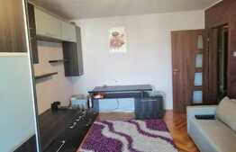 Apartament 3 camere, 70 mp, decomandat, zona Piata Cipariu