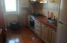 Apartament 3 camere, 70 mp, decomandat, zona Piata Cipariu