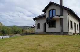 Casa individuala de vanzare, 161 mp utili, 500 mp teren, zona aerisita!