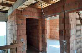 De vanzare casa individuala,140 mp utili, 415 mp teren,Dezmir ,panorama deosebita