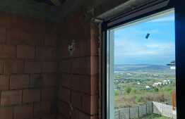 De vanzare casa individuala,140 mp utili, 415 mp teren,Dezmir ,panorama deosebita