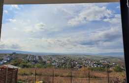 De vanzare casa individuala,140 mp utili, 415 mp teren,Dezmir ,panorama deosebita