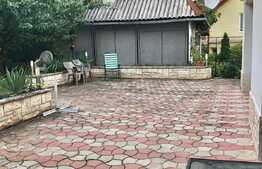 Casa 450 mp, 9 camere, teren 550 mp, garaj, zona strazii Alverna