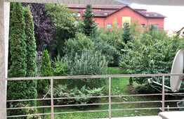 Casa 450 mp, 9 camere, teren 550 mp, garaj, zona strazii Alverna
