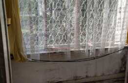 Garsoniera renovabila, 28mp + balcon, zona Detunata