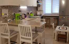 Apartament de lux 2 camere decomandate, balcon, parcare, 56mp! Zona Terra!