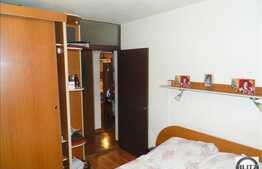 3 camere de vanzare + spatiu depozitare + 2 locuri de parcare