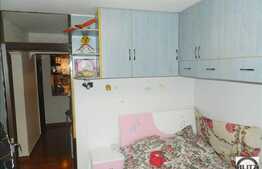 3 camere de vanzare + spatiu depozitare + 2 locuri de parcare