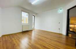 Casa 160 mp, 7 camere, terasa, zona strazii Meteor