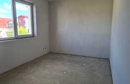 Apartament 3 camere, incalzire pardoseala, etaj intermediar! Zona centrala!