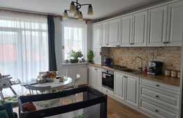 Apartament modern, 3 camere, etaj intermediar, parcare! Zona strazii Dumitru Mocanu!