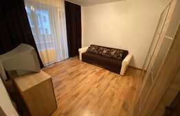 Apartament cu 3 camere, 51 mp, parcare! Zona strazii Eroilor!