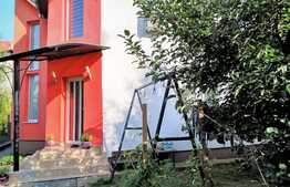 Casa cocheta, finisata, la cheie, 230 mp, teren 500 mp, garaj!