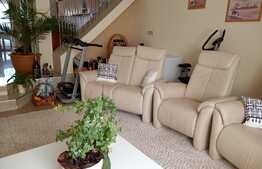 Casa cocheta, finisata, la cheie, 230 mp, teren 500 mp, garaj!