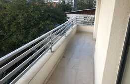 Apartament 2 camere, decomandat, 55 mp, parcare zona strazii Fabricii