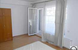 Apartament 3 camere, 90 mp, garaj, zona Campului!