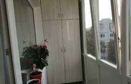 Apartament 3 camere decomandate 65 mp, zona strazii Parang