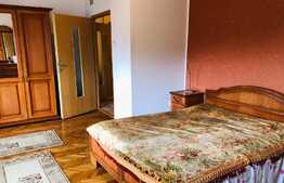 Apartament 3 camere, 85 mp, in zona centrala 