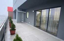 Apartament 3 camere, terasa de 42 mp, priveliste superba, zona Bonjour Residence