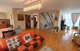 Apartament cu confort sporit - 170mp utili, in imobil de tip vila, cu gradina 343mp si 3 locuri de parcare!