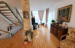 Apartament cu confort sporit - 170mp utili, in imobil de tip vila, cu gradina 343mp si 3 locuri de parcare!