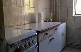 Apartament 3 camere, decomandat, 51 mp, zona strazii Primaverii