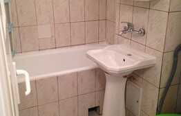 Apartament 3 camere, decomandat, 51 mp, zona strazii Primaverii