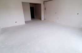 3 camere, 2 bai, balcon, etaj intermediar, zona Florilor