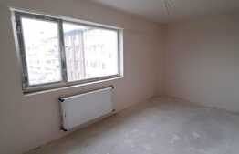 3 camere, 2 bai, balcon, etaj intermediar, zona Florilor