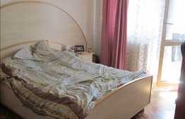 4 camere, decomandate, 110 mp, boxa, garaj, zona strazii Calea Manastur!