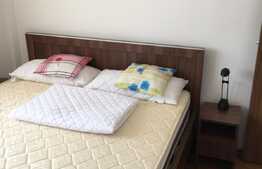 De vanzare, apartament 2 camere, cu garaj!