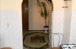 2 camere semidecomandate 52 mp,de vanzare, zona complex Nora