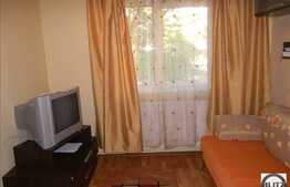 Apartament de vanzare cu 3 camere, decomandate, in zona strazii Luceafarului